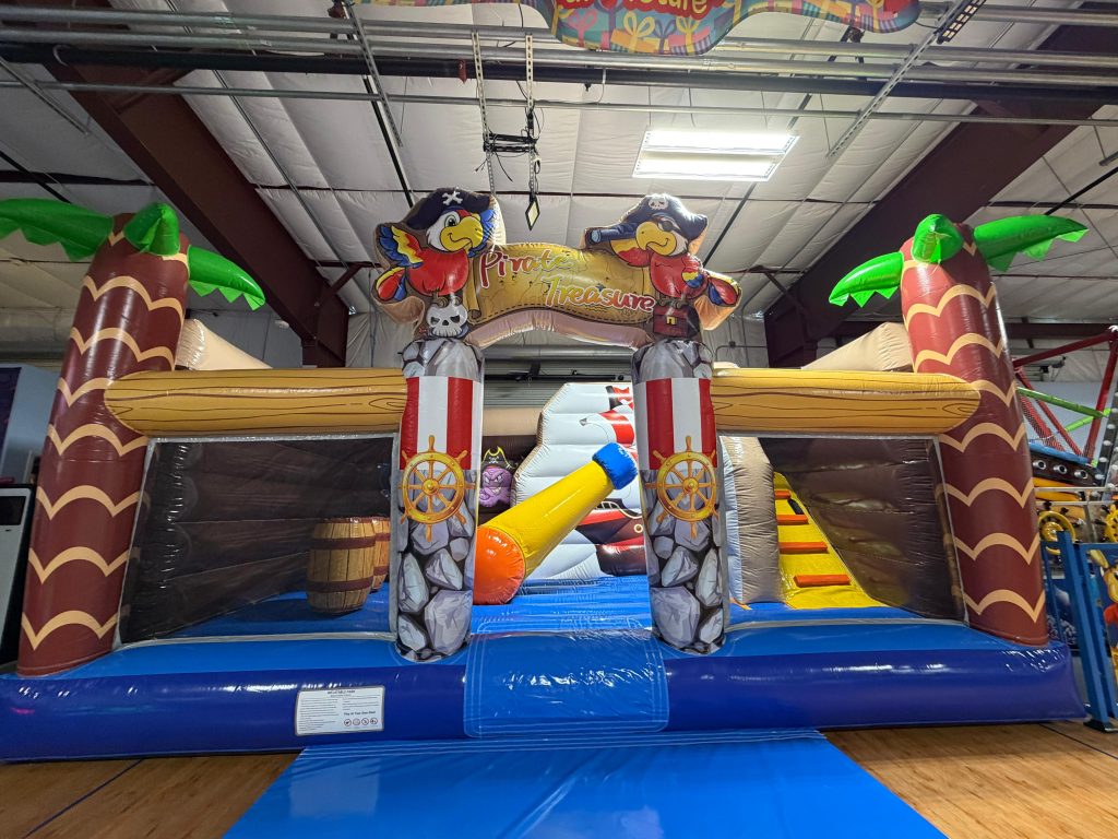 New adventure unlocked: The Pirate Bounce House! ☠️🏝️ Kids can jump, climb, crawl, and slide through our exciting pirate-themed inflatable at Kangas Indoor Playcenter Woodlands.
